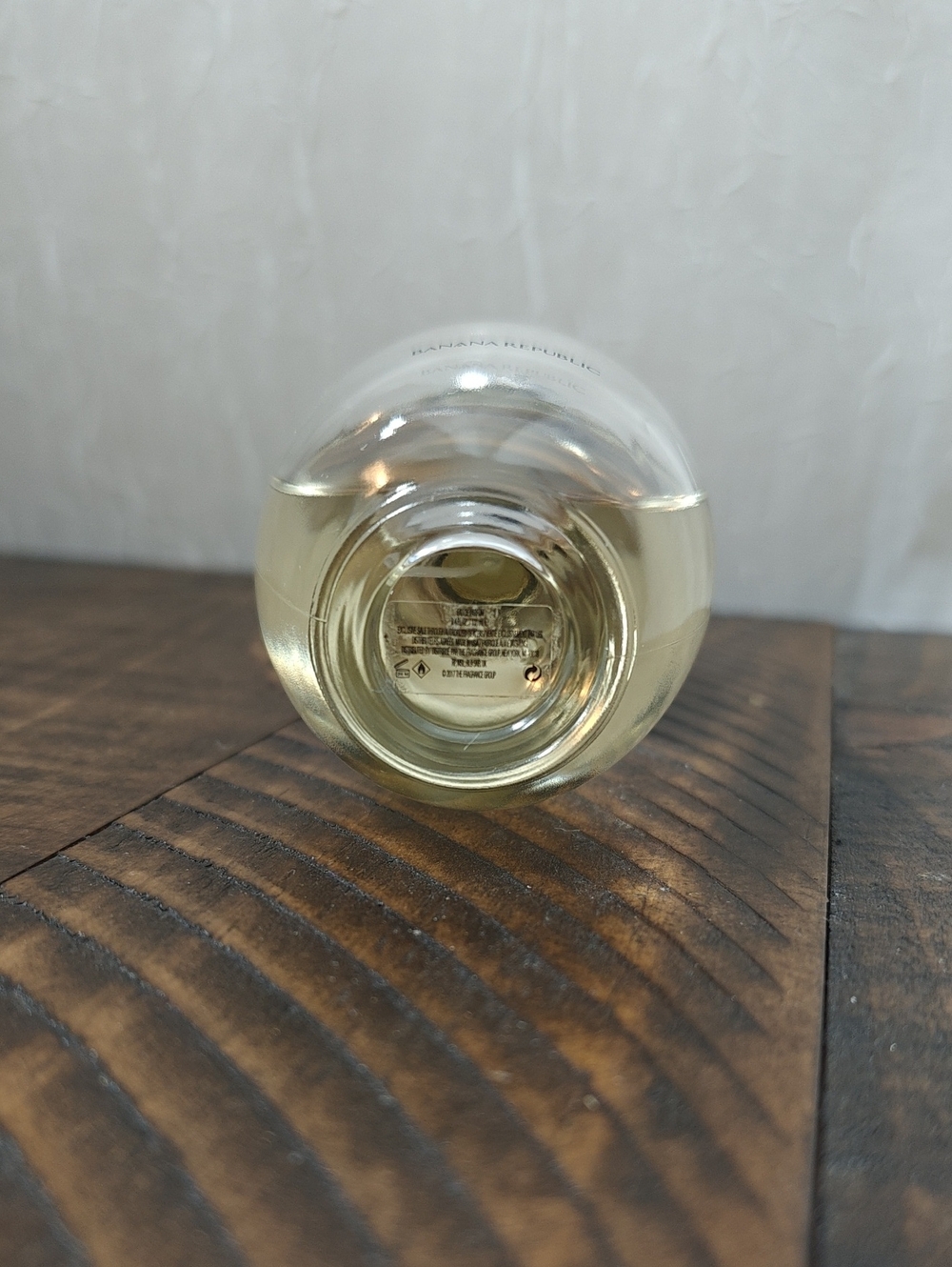 Banana Republic Alabaster Perfume - Picture 3 of 4
